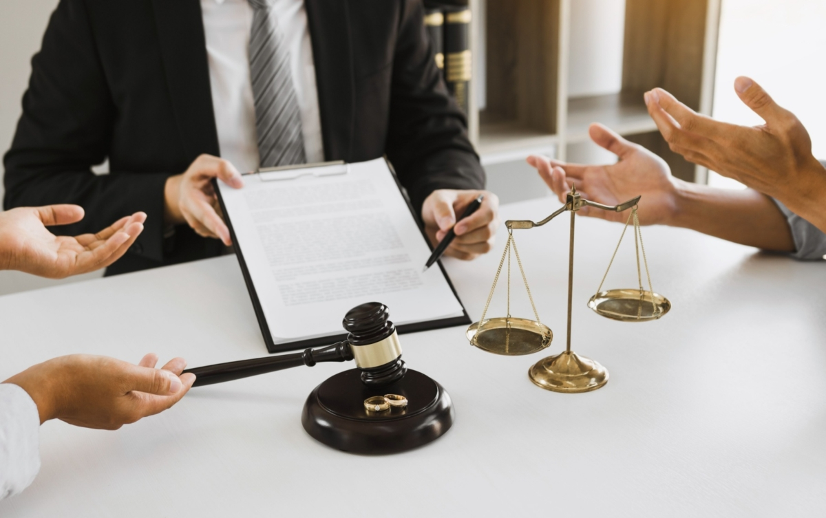 Everything You Need to Know About Commercial Contracts in the Saudi Law
